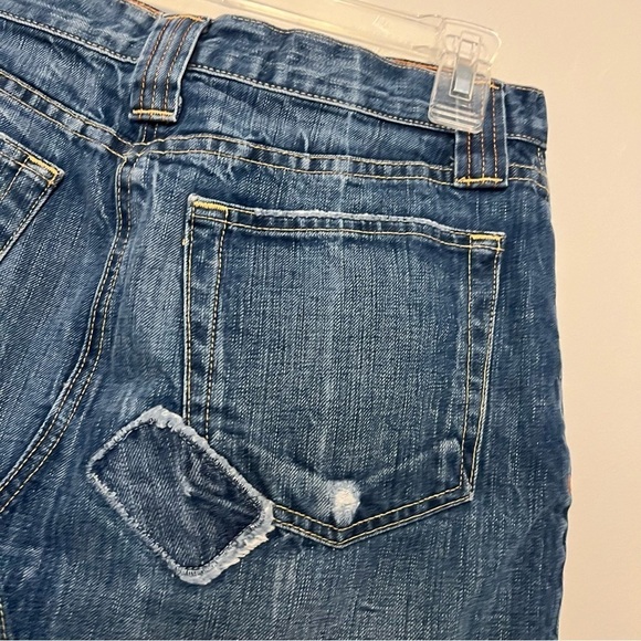 J Crew medium wash, 90s distressed denim blue jean skirt raw hem Women’s size 31 - Picture 3 of 10